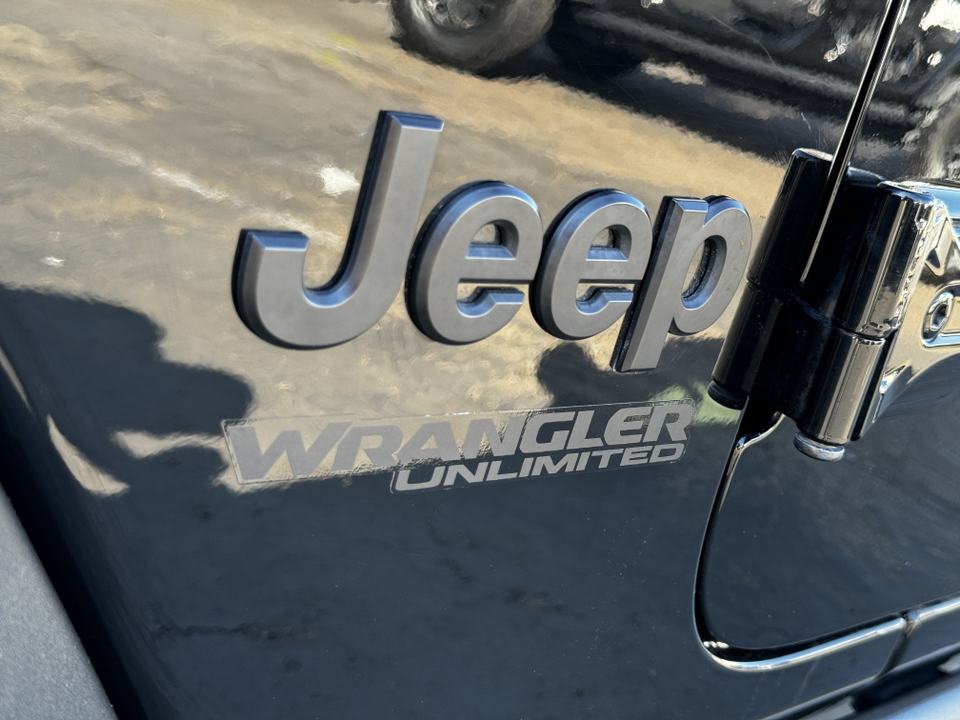 2022 Jeep Wrangler Unlimited Willys 4