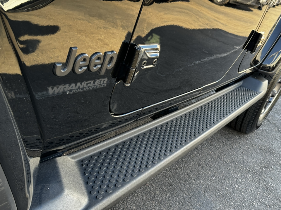 2020 Jeep Wrangler Unlimited Sahara 4