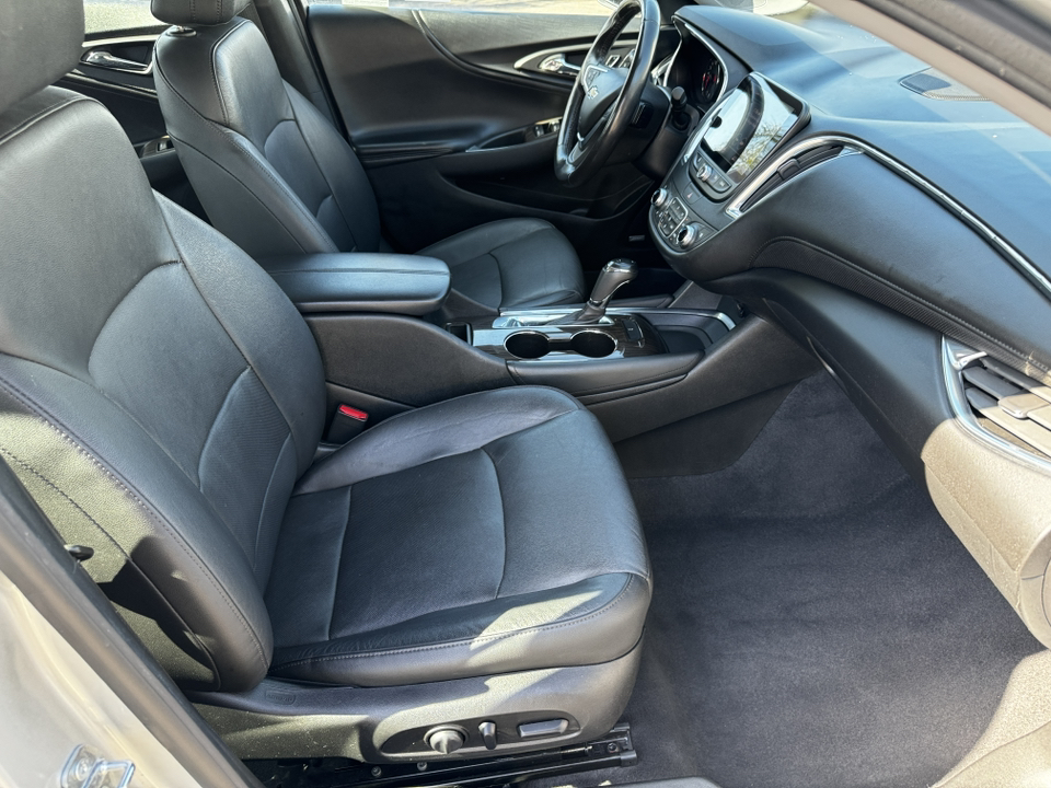 2019 Chevrolet Malibu Premier 16