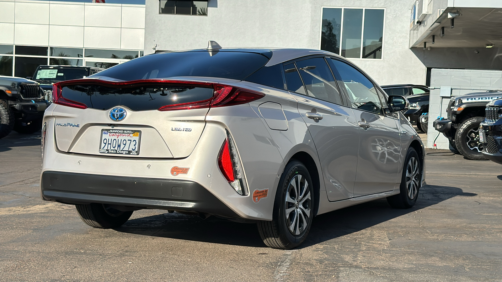 2020 Toyota Prius Prime Limited 10