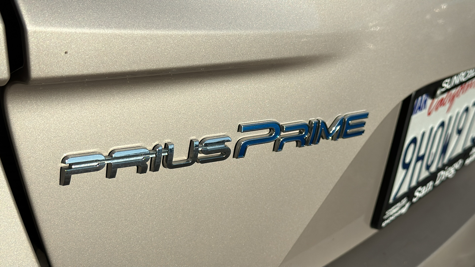 2020 Toyota Prius Prime Limited 11