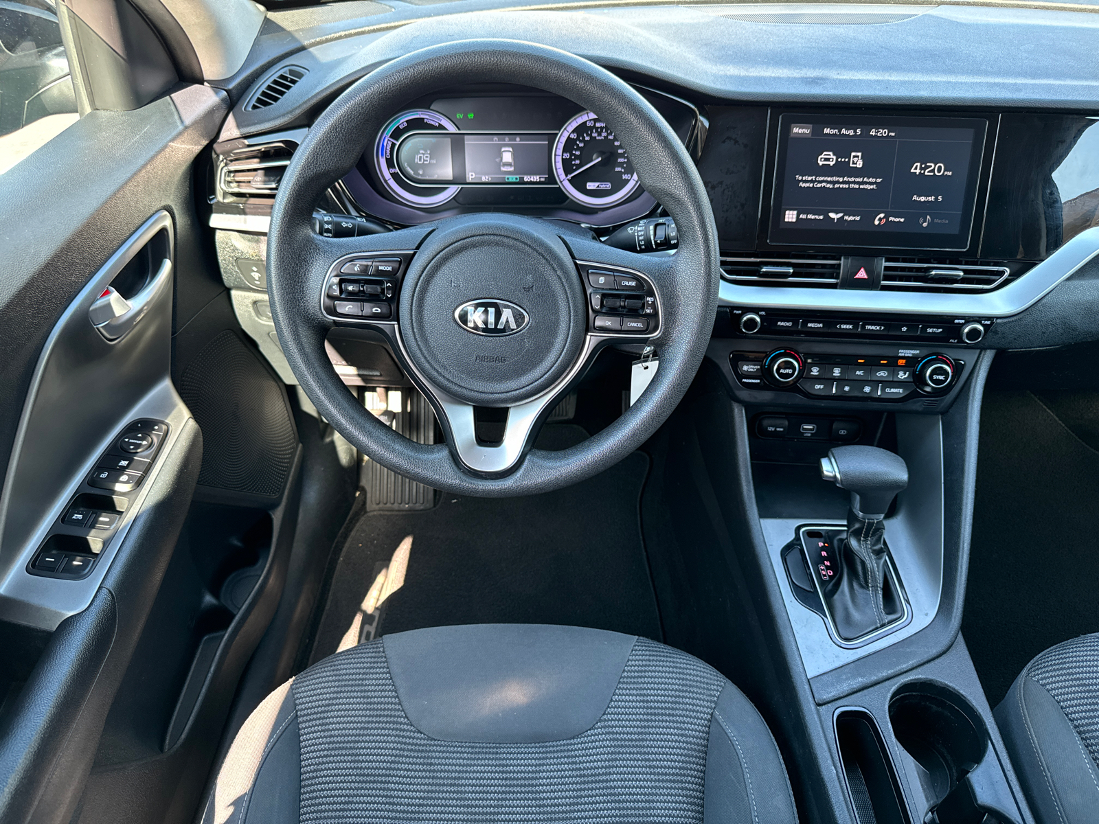 2021 Kia Niro LX 21