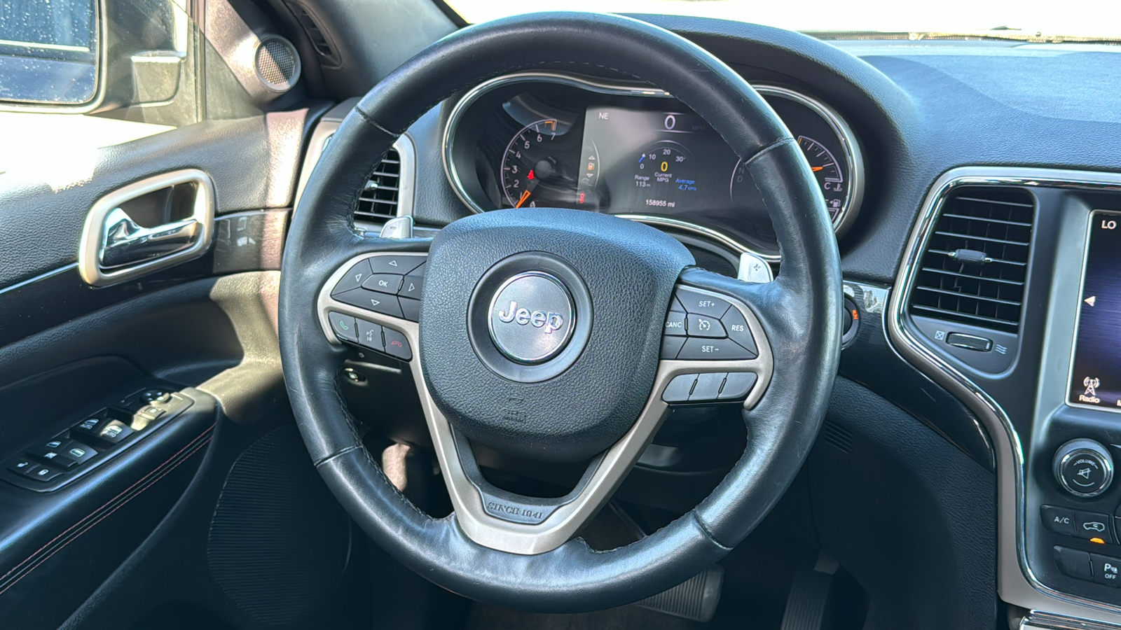 2016 Jeep Grand Cherokee 75th Anniversary Edition 22