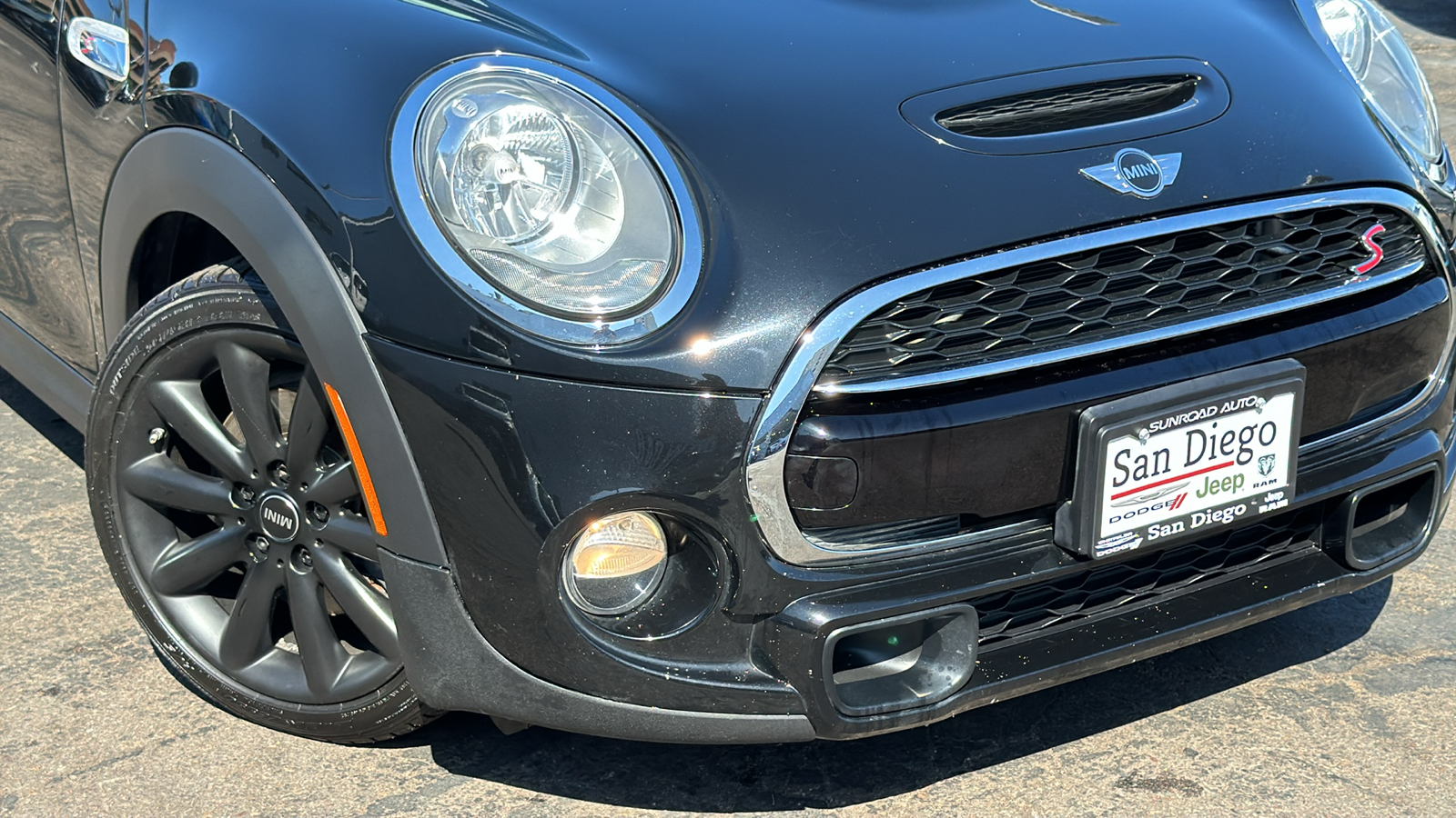 2018 MINI Cooper S Base 3