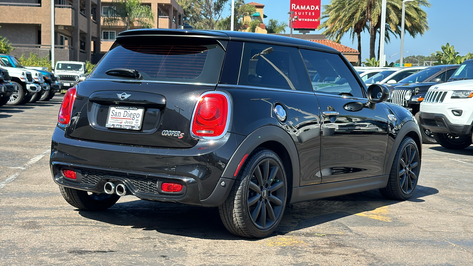 2018 MINI Cooper S Base 11