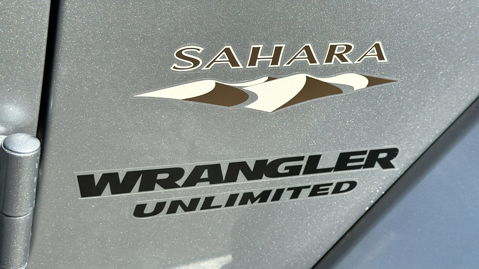 2016 Jeep Wrangler Unlimited Sahara 8