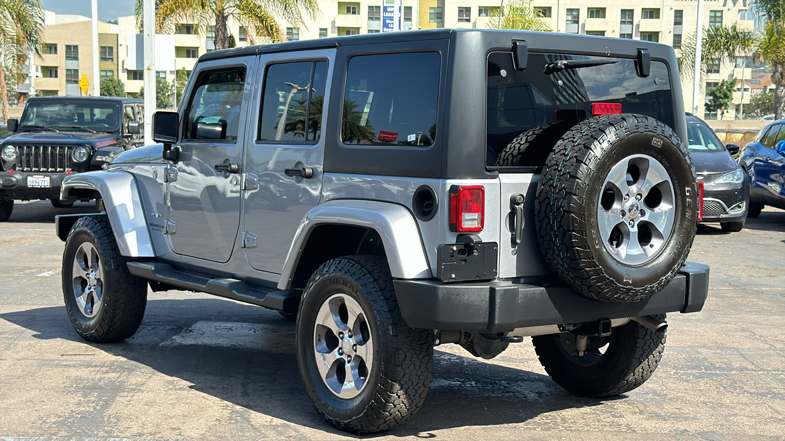 2016 Jeep Wrangler Unlimited Sahara 10