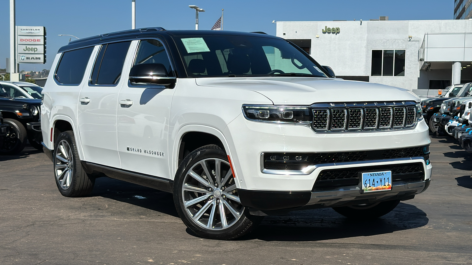 2023 Jeep Grand Wagoneer L Series II 2