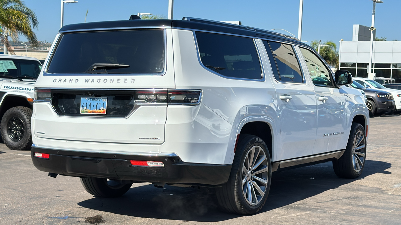 2023 Jeep Grand Wagoneer L Series II 11