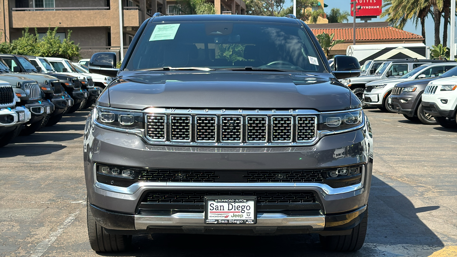 2023 Jeep Grand Wagoneer L Series II 6