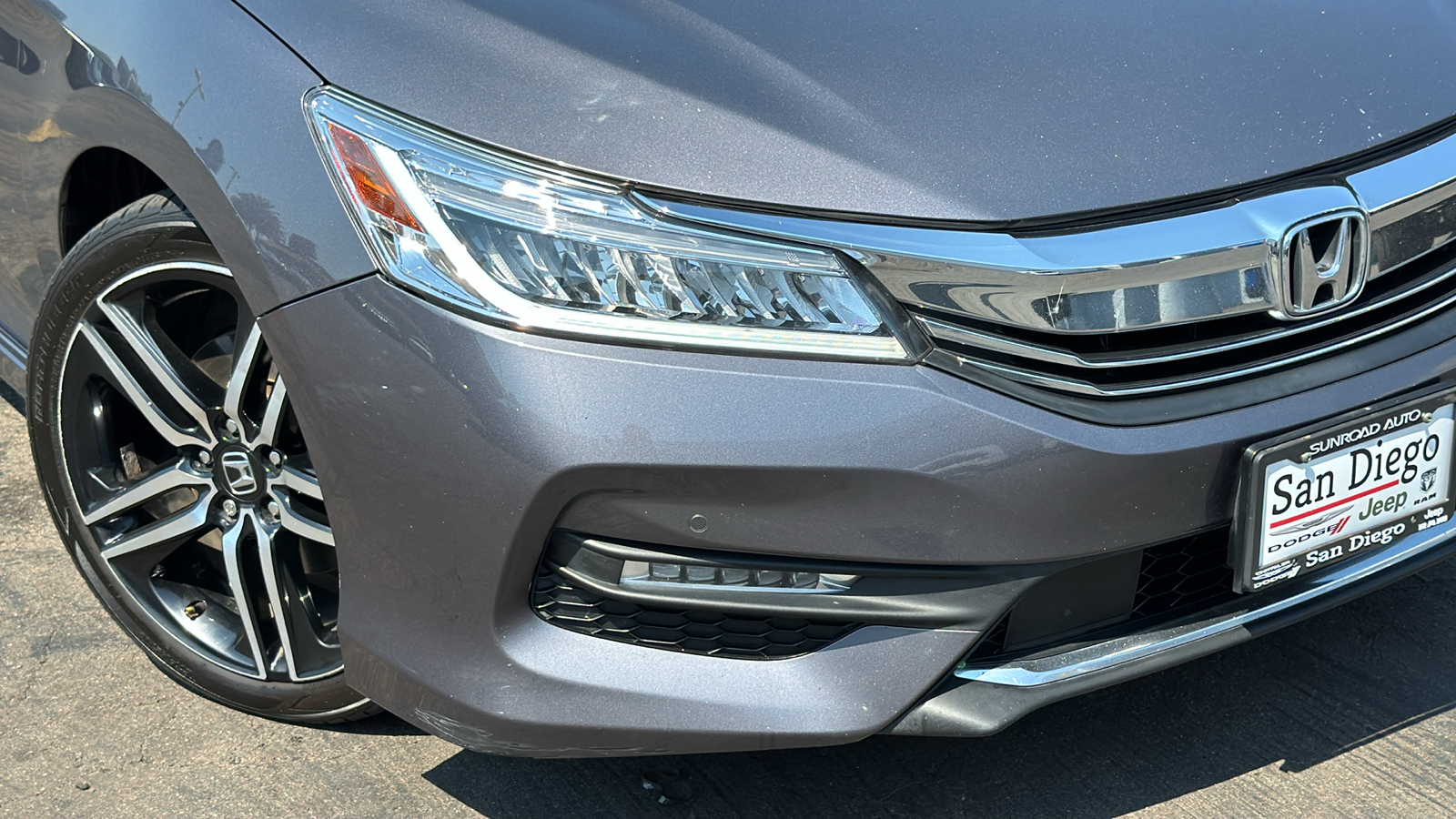 2016 Honda Accord Touring 3