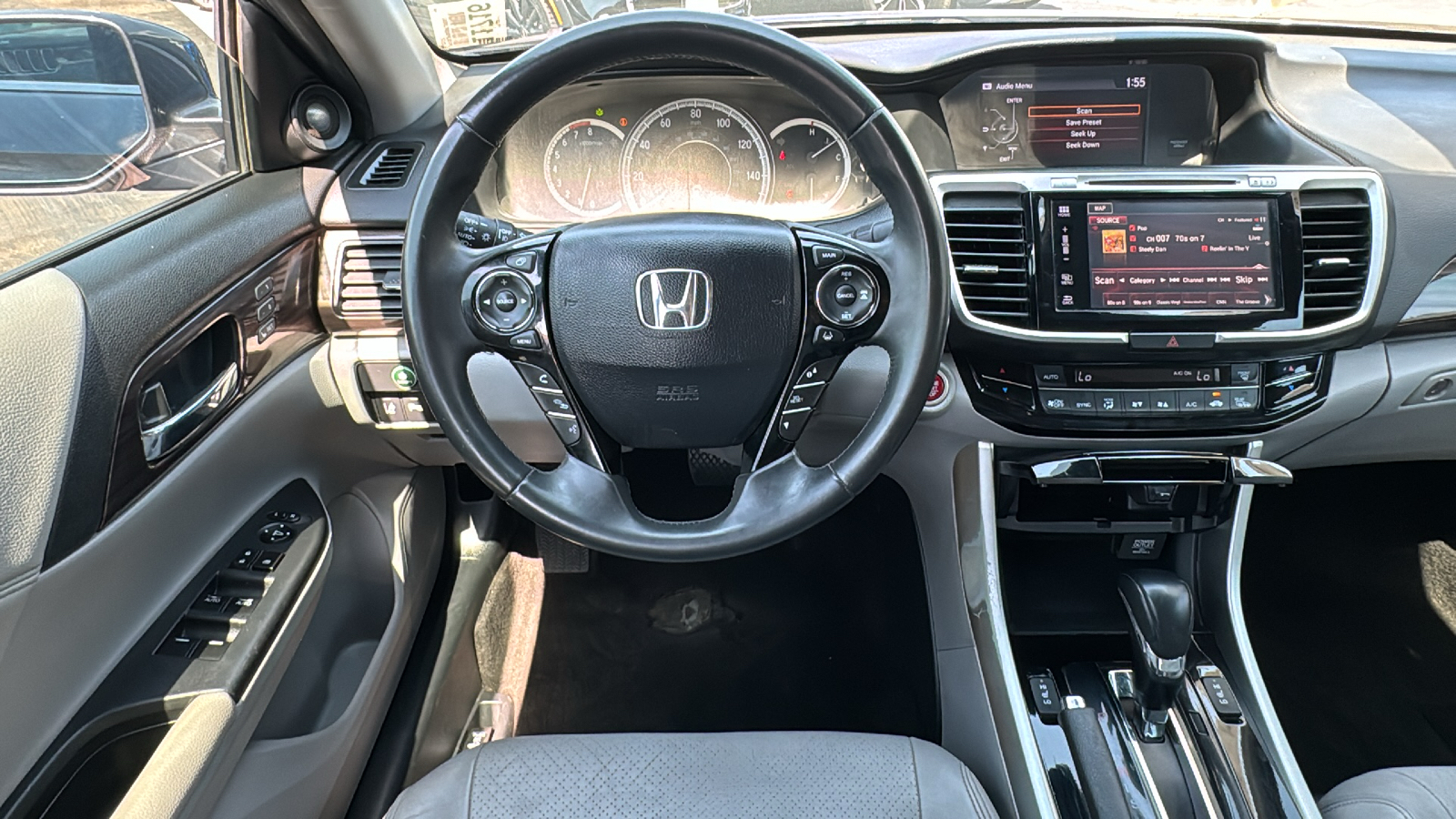 2016 Honda Accord Touring 22