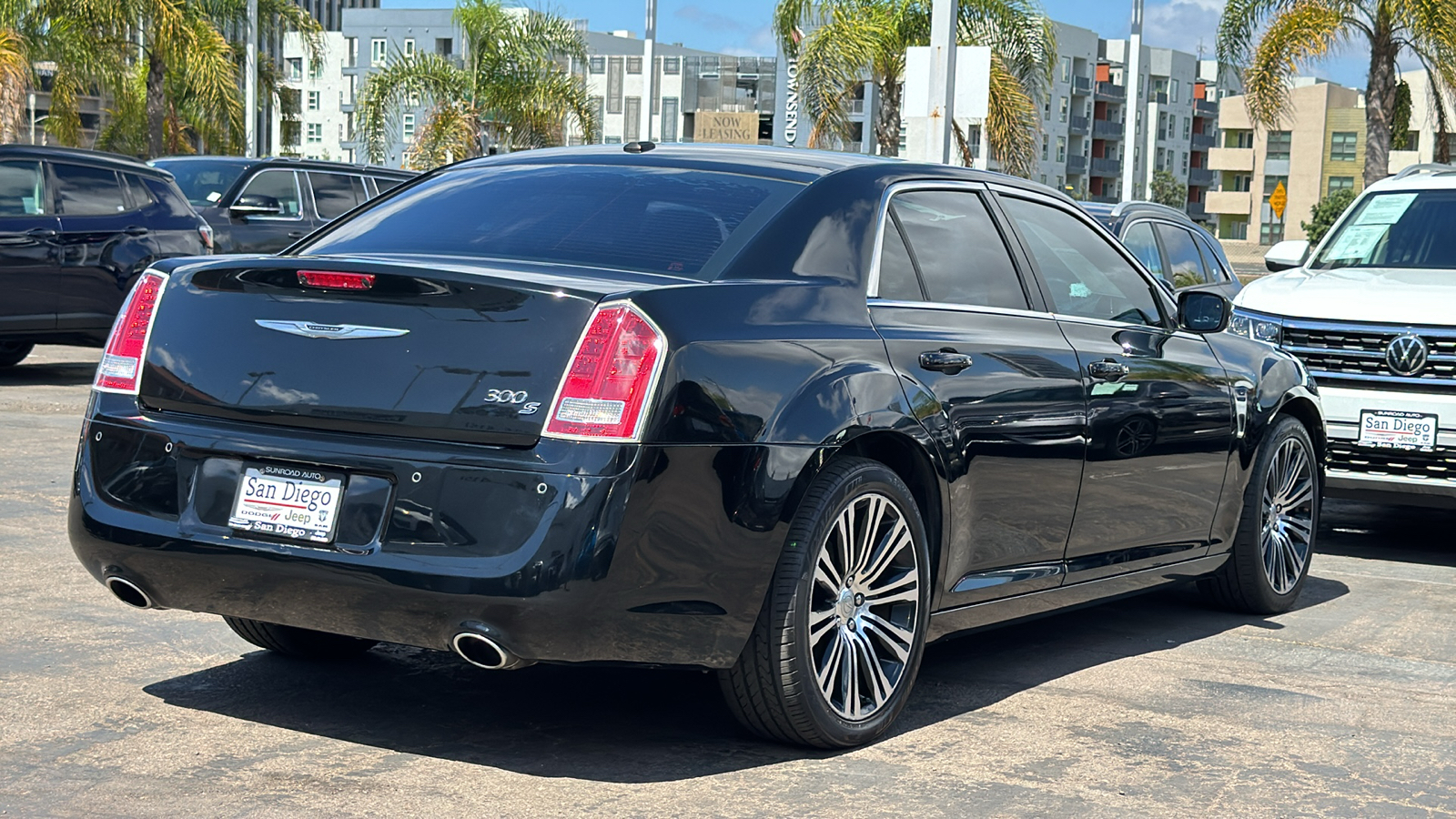 2014 Chrysler 300 S 10