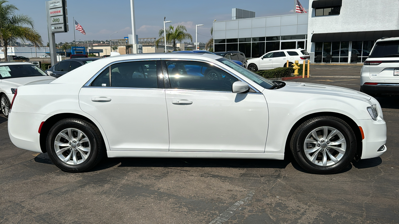 2016 Chrysler 300 Limited 7