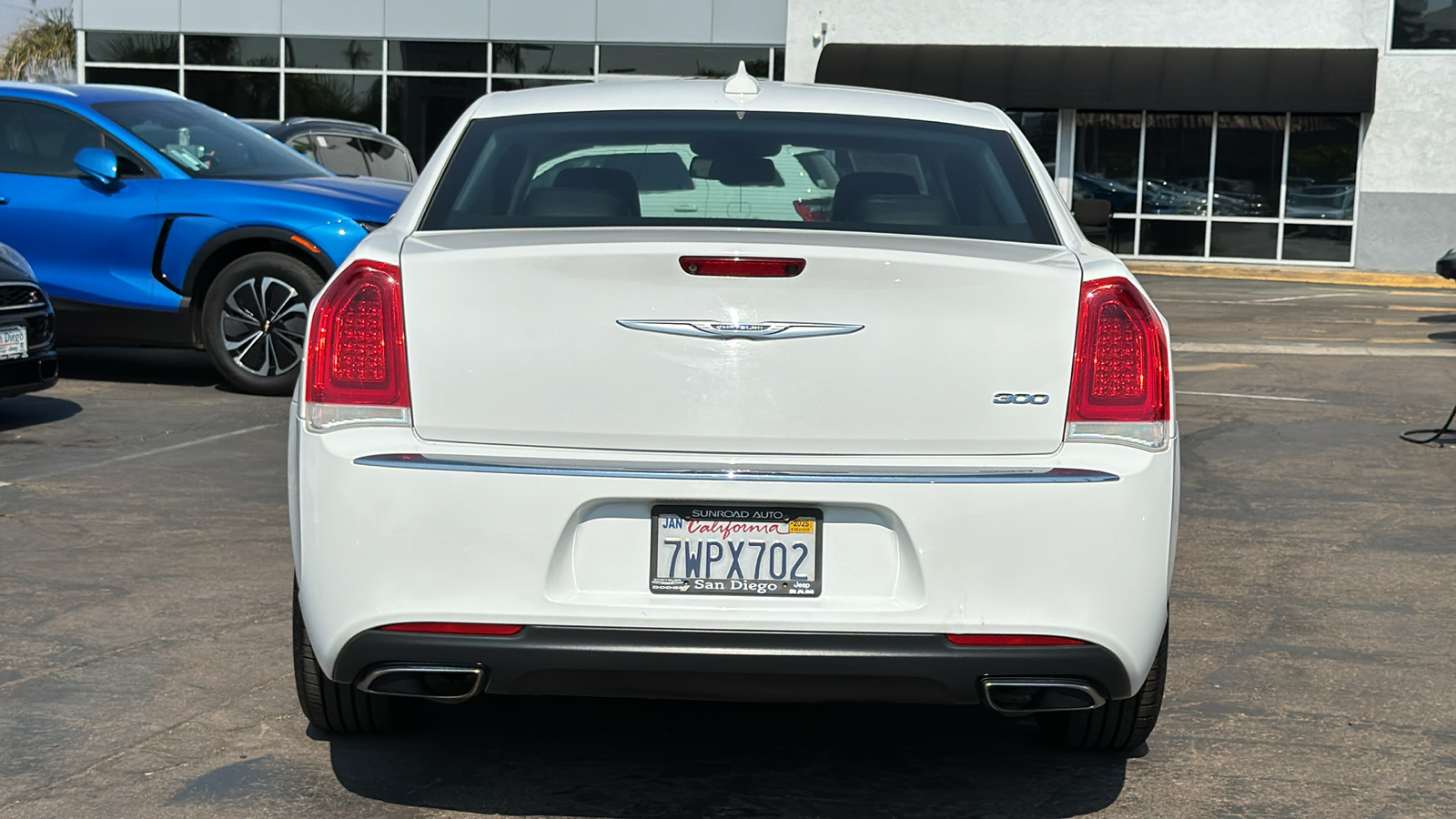 2016 Chrysler 300 Limited 9