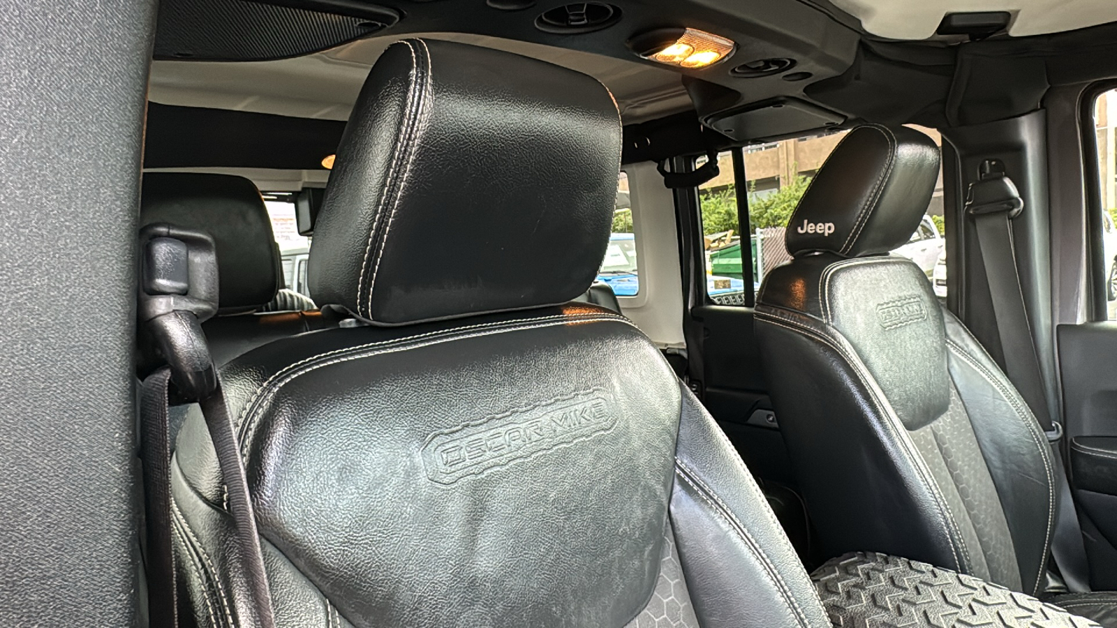 2016 Jeep Wrangler Unlimited Freedom Edition 14