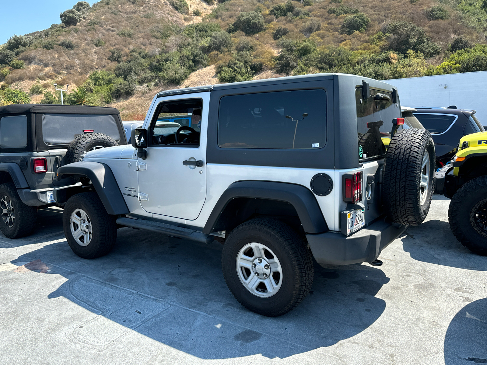 2011 Jeep Wrangler  3