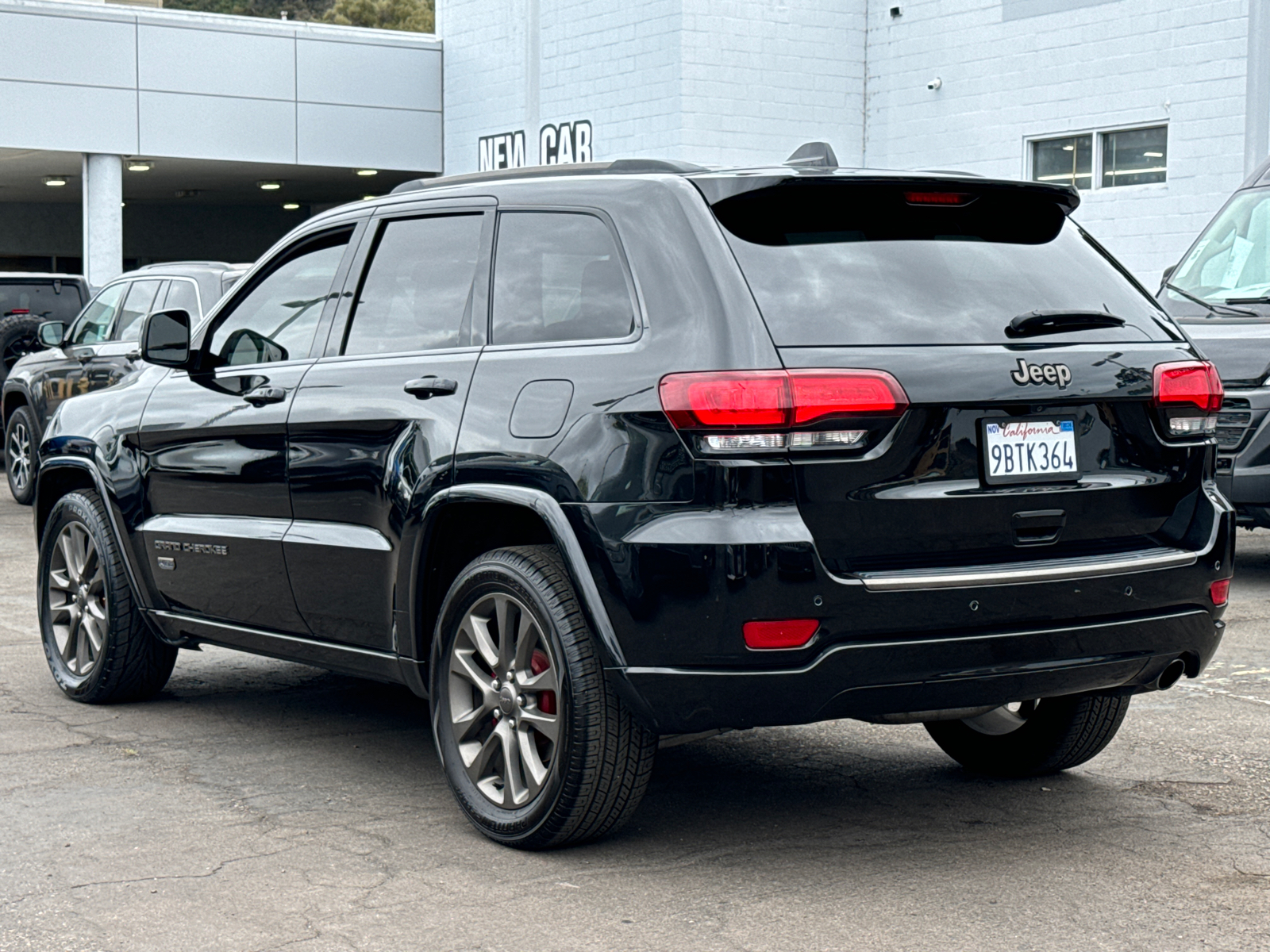 2016 Jeep Grand Cherokee Limited 11