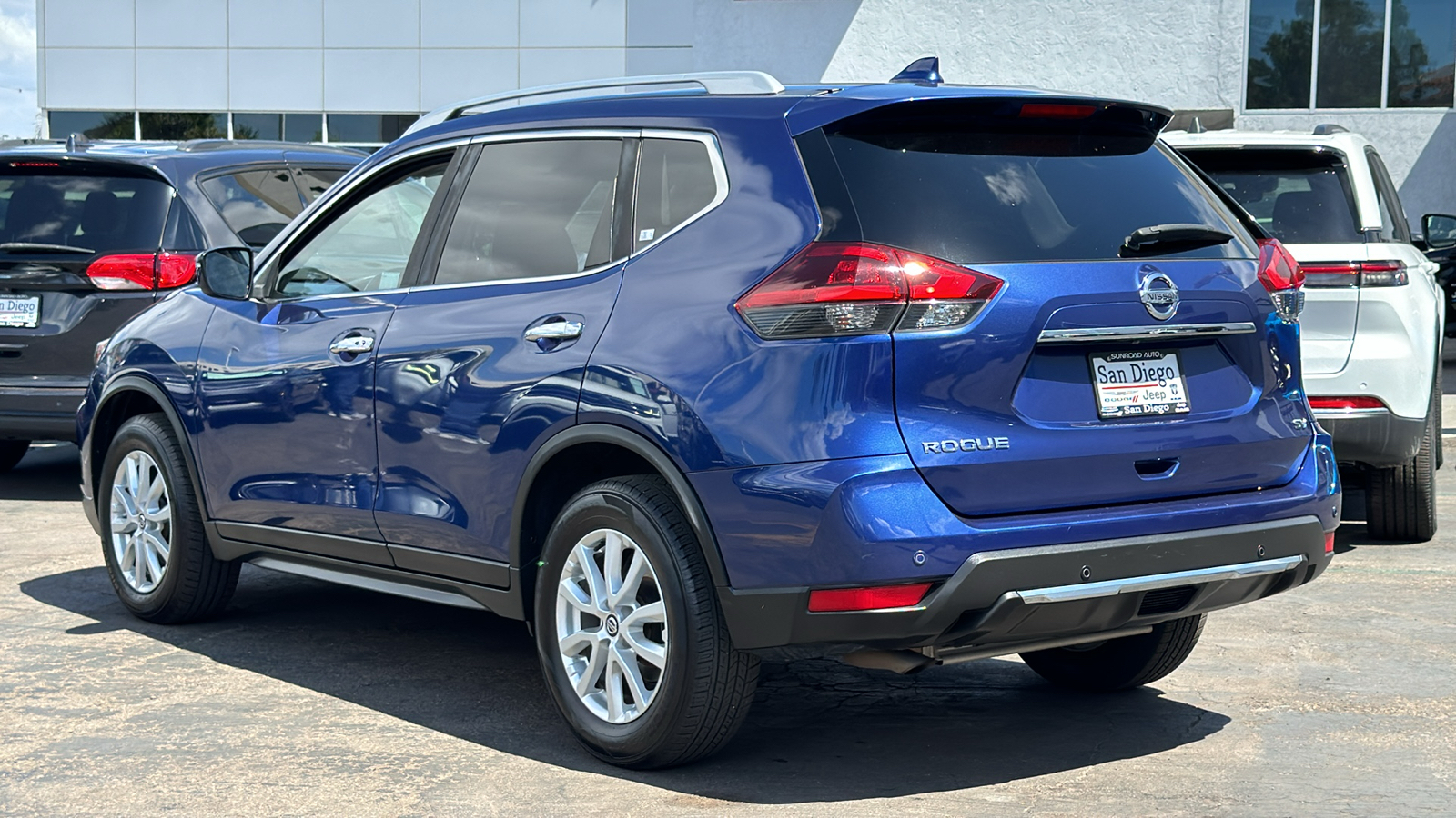 2019 Nissan Rogue SV 8