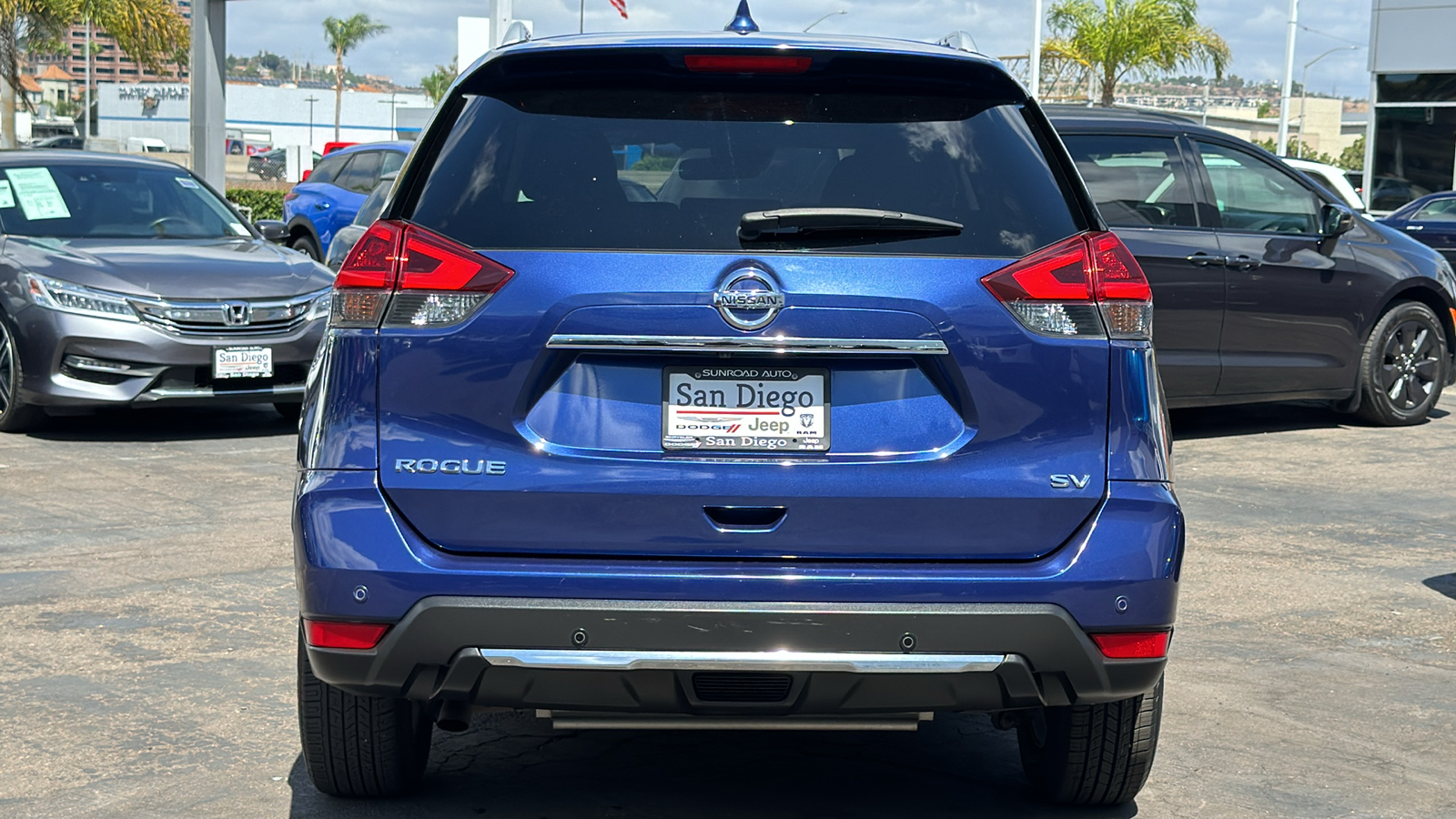 2019 Nissan Rogue SV 9