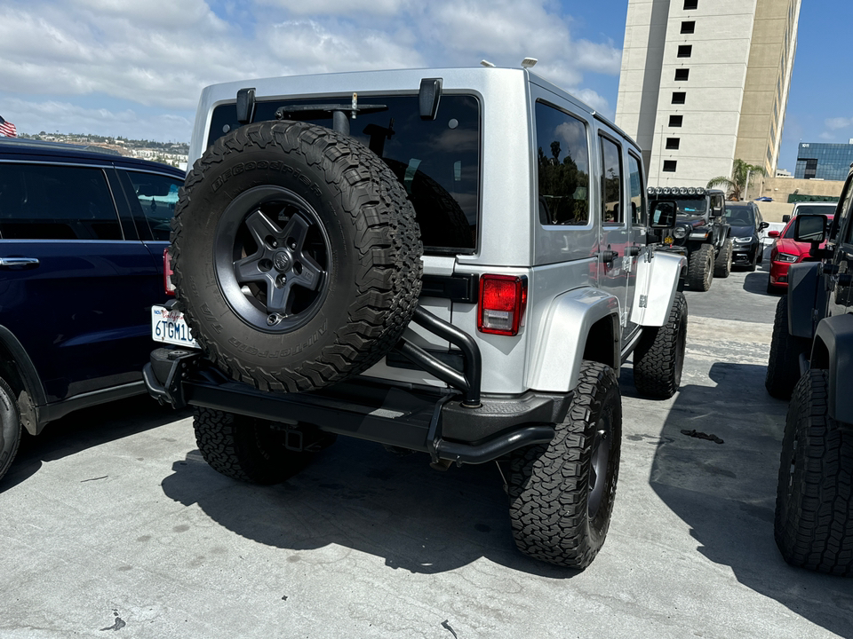 2012 Jeep Wrangler Unlimited Rubicon 17