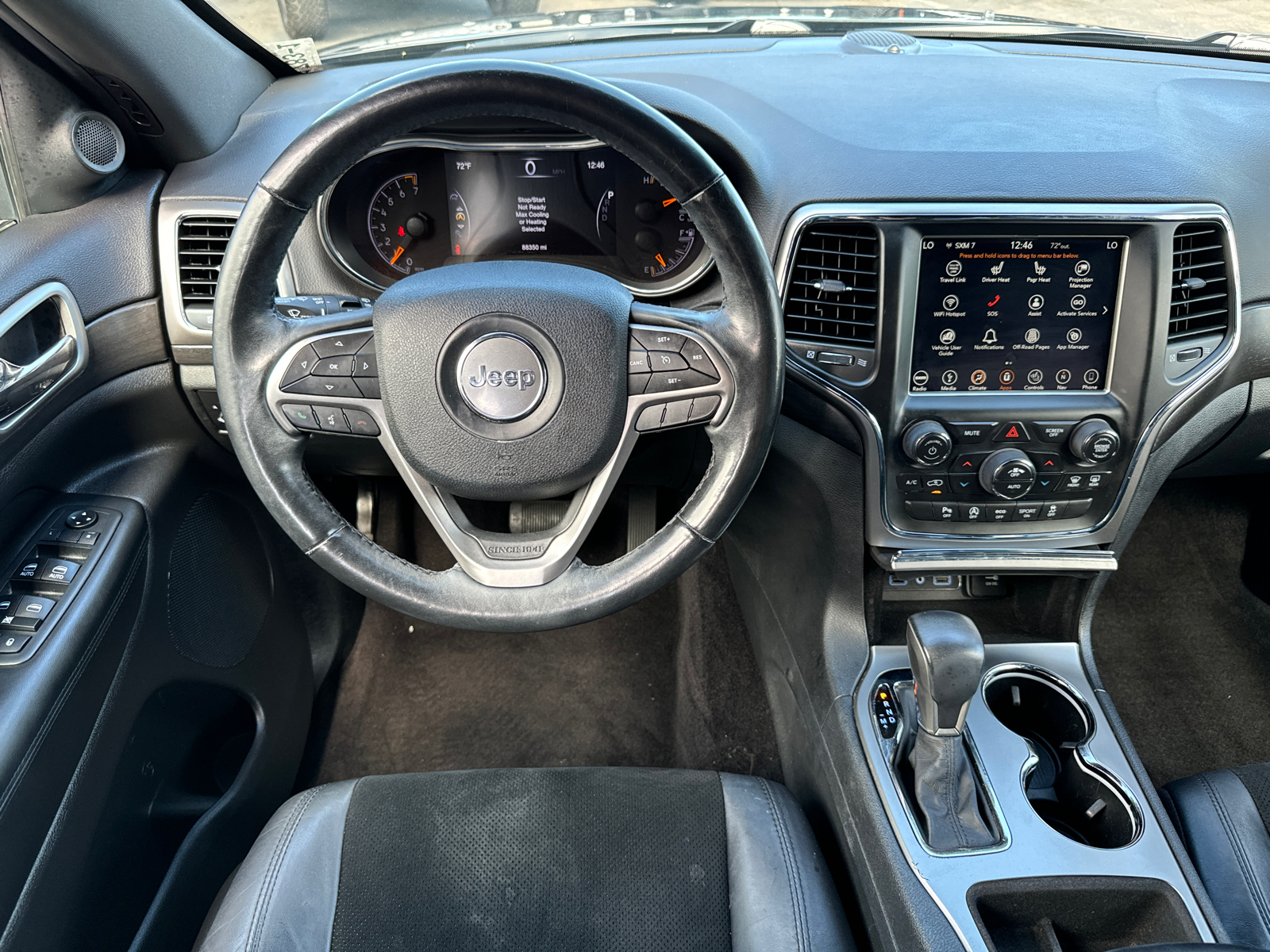 2018 Jeep Grand Cherokee Altitude 21