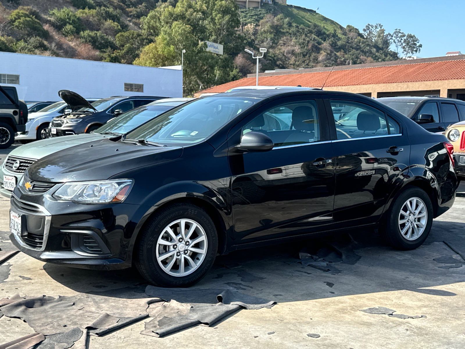 2017 Chevrolet Sonic LT 2