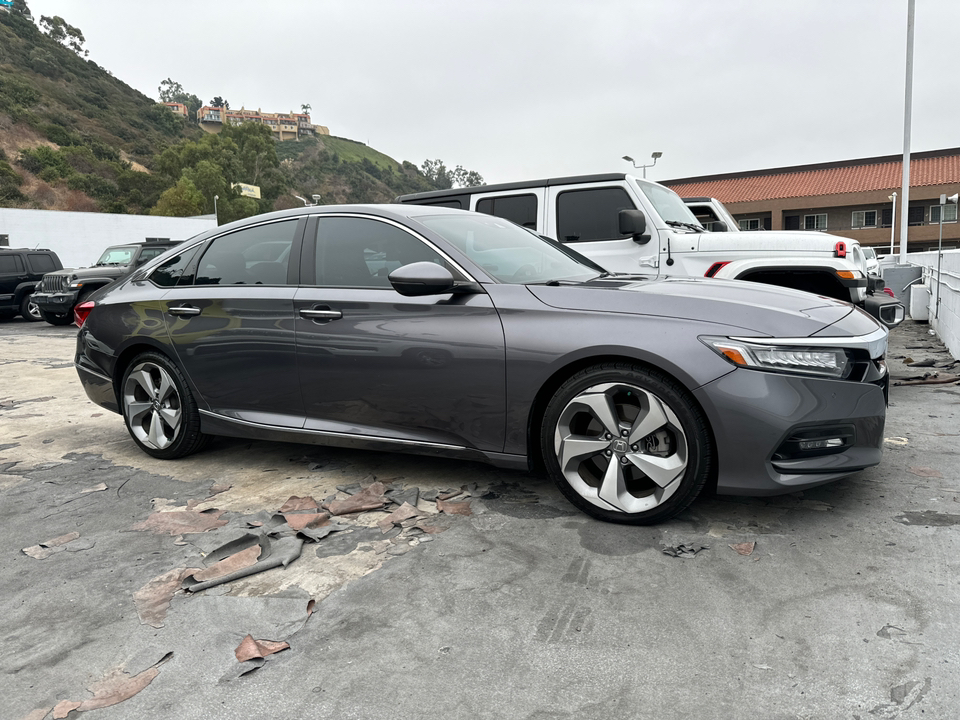 2019 Honda Accord Touring 2.0T 14