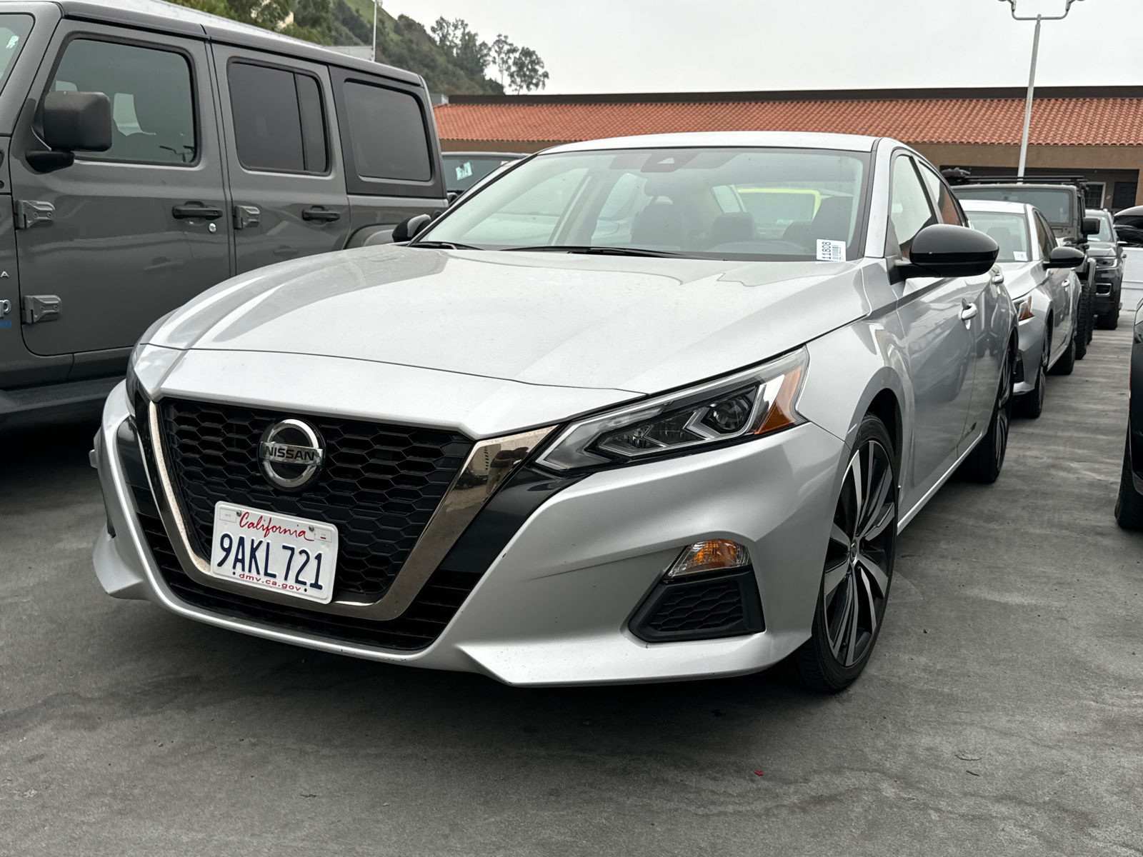 2022 Nissan Altima 2.5 SR 2