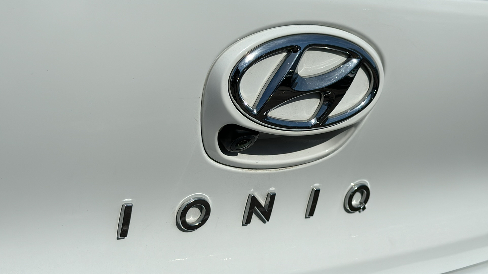 2020 Hyundai Ioniq EV Limited 13