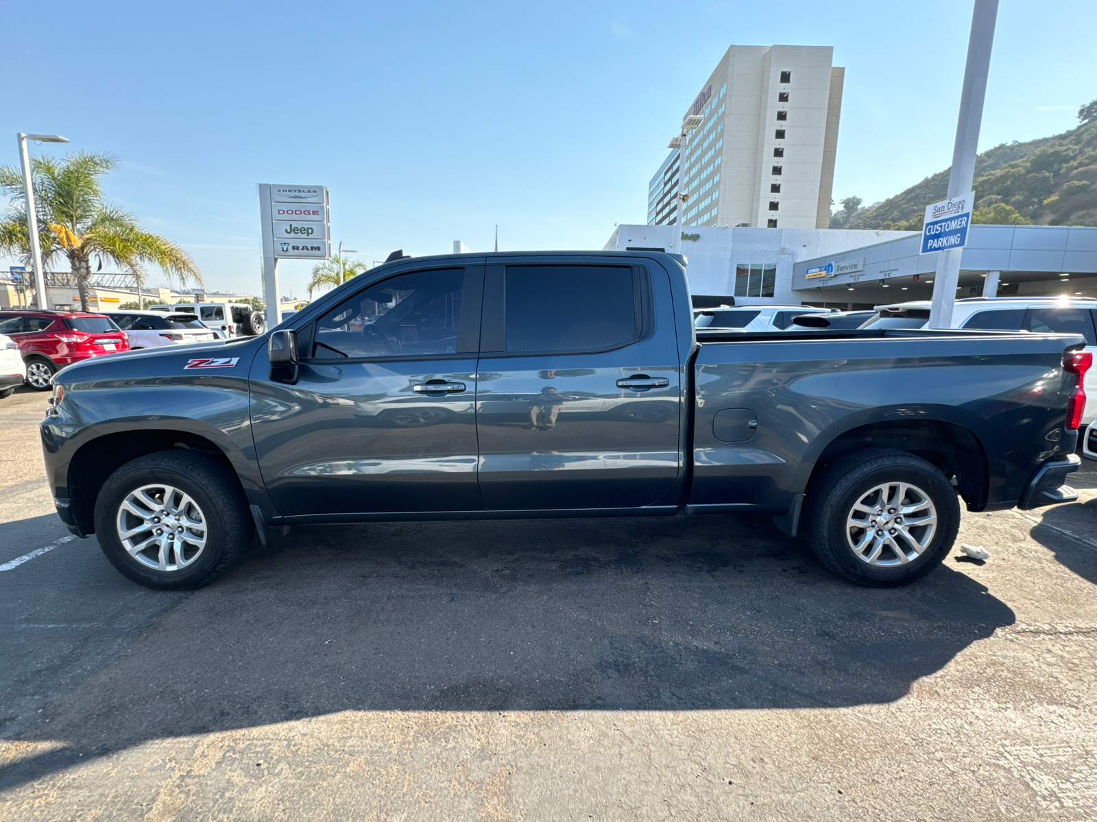 2020 Chevrolet Silverado 1500 RST 8