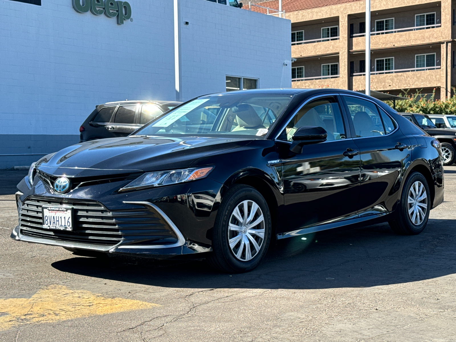 2021 Toyota Camry Hybrid LE 4