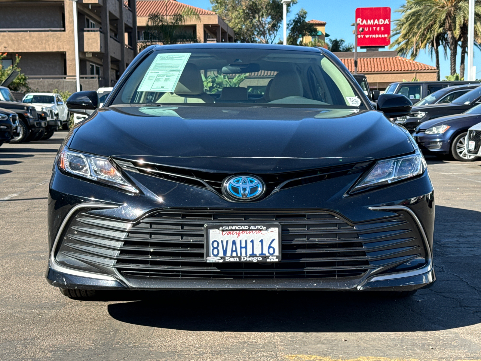 2021 Toyota Camry Hybrid LE 5