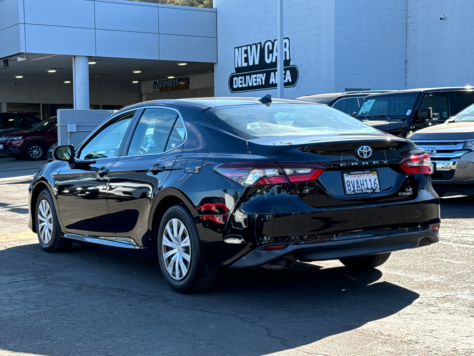 2021 Toyota Camry Hybrid LE 10