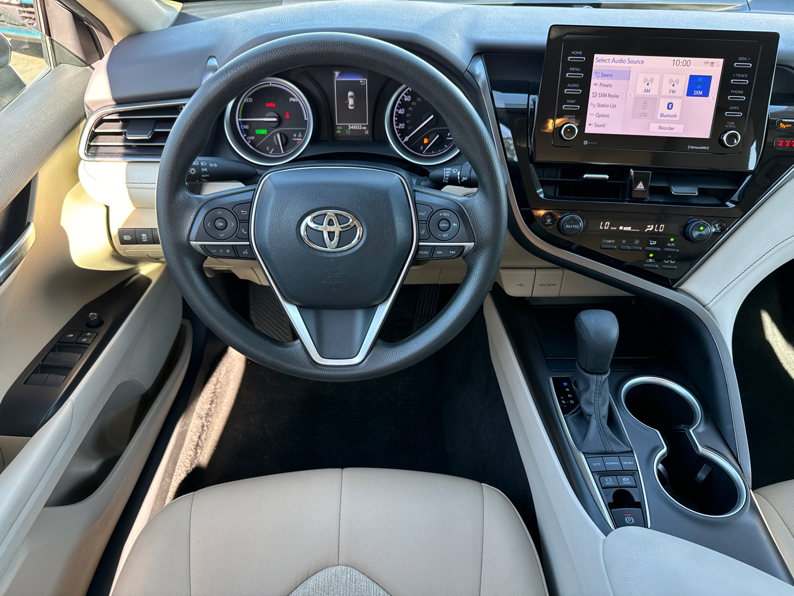 2021 Toyota Camry Hybrid LE 19