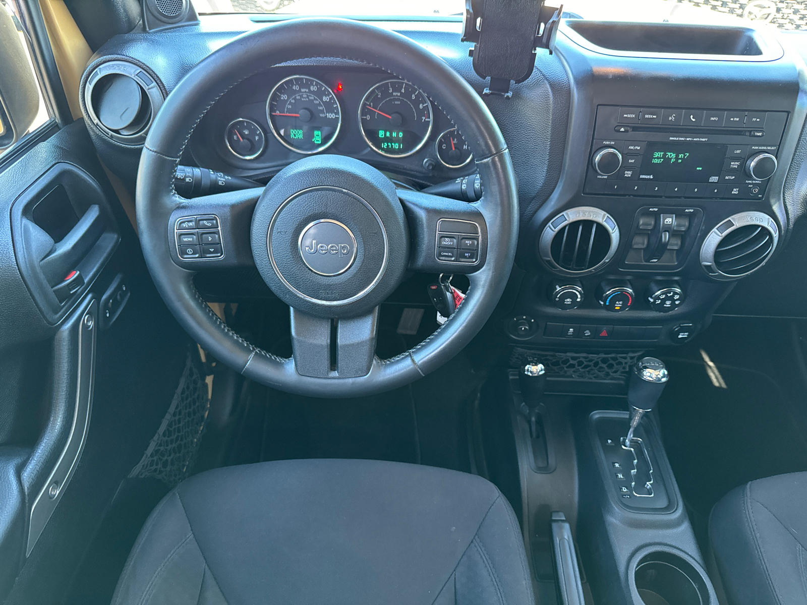 2013 Jeep Wrangler Unlimited Sport 21