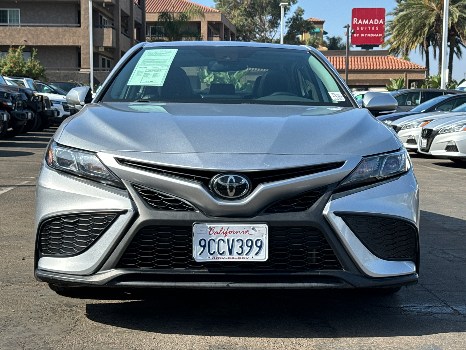 2022 Toyota Camry SE 5