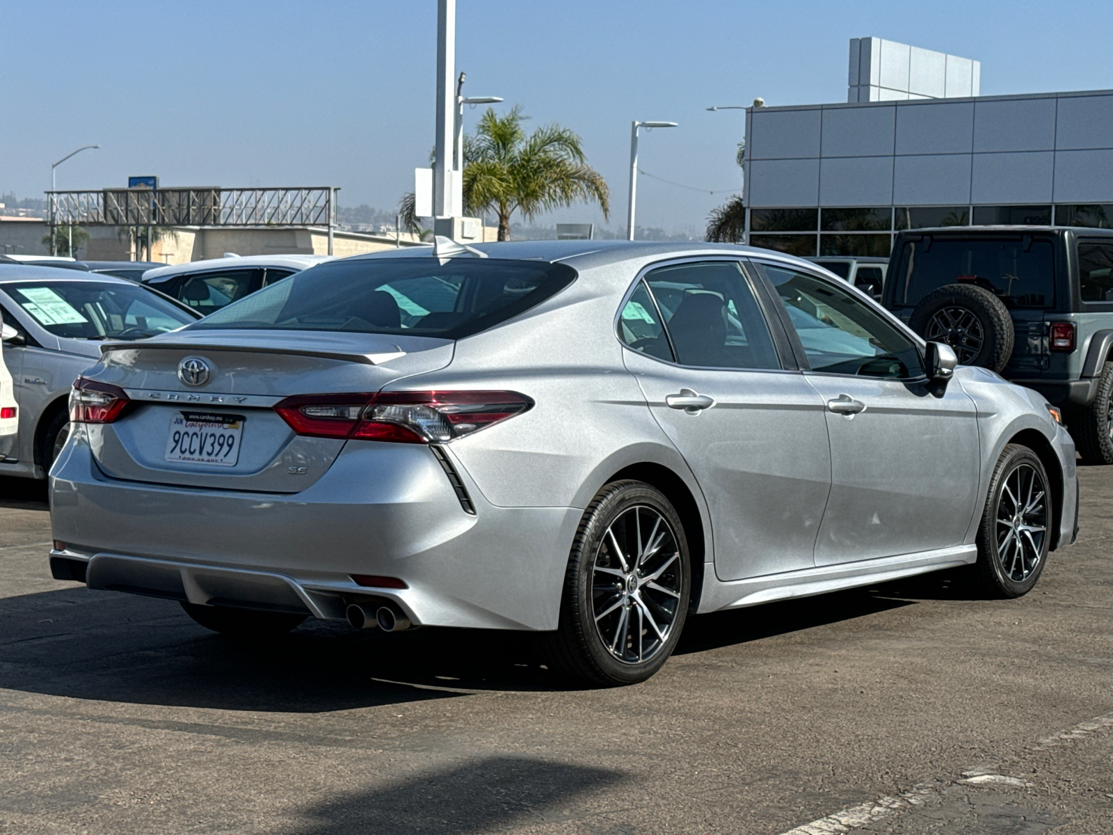 2022 Toyota Camry SE 8