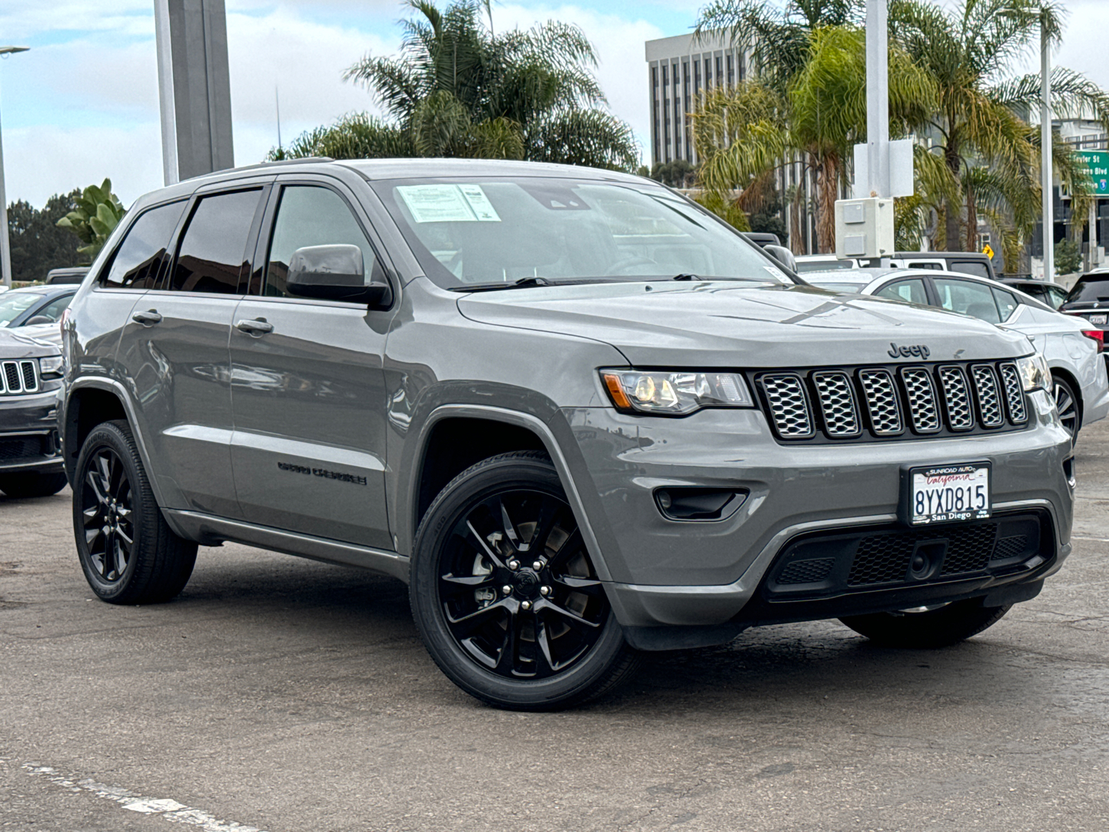 2021 Jeep Grand Cherokee Laredo X 2