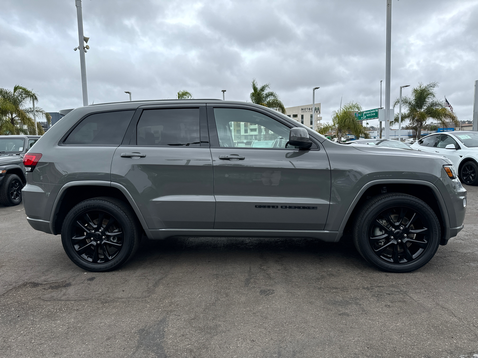 2021 Jeep Grand Cherokee Laredo X 7