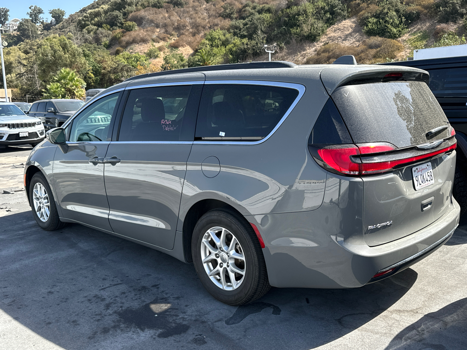 2022 Chrysler Pacifica Touring L 3