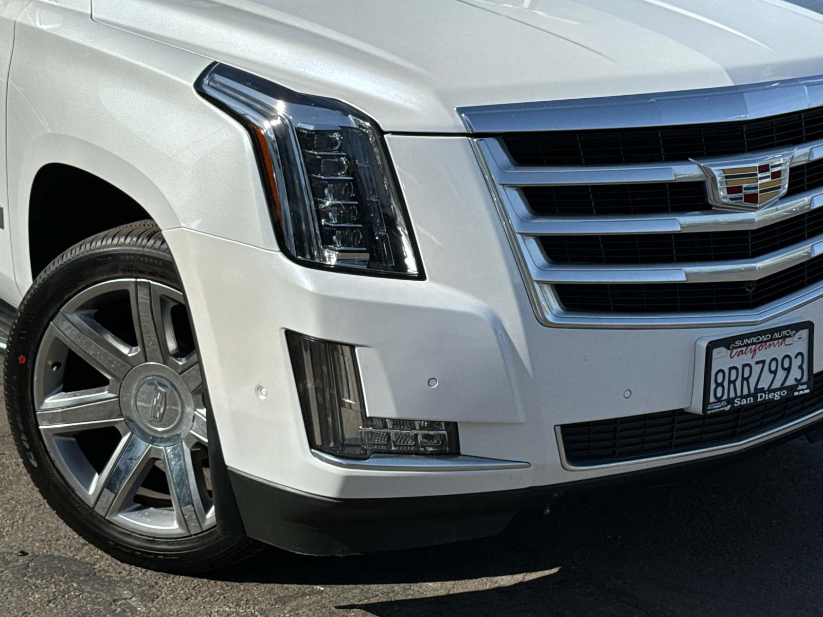 2020 Cadillac Escalade ESV Luxury 3