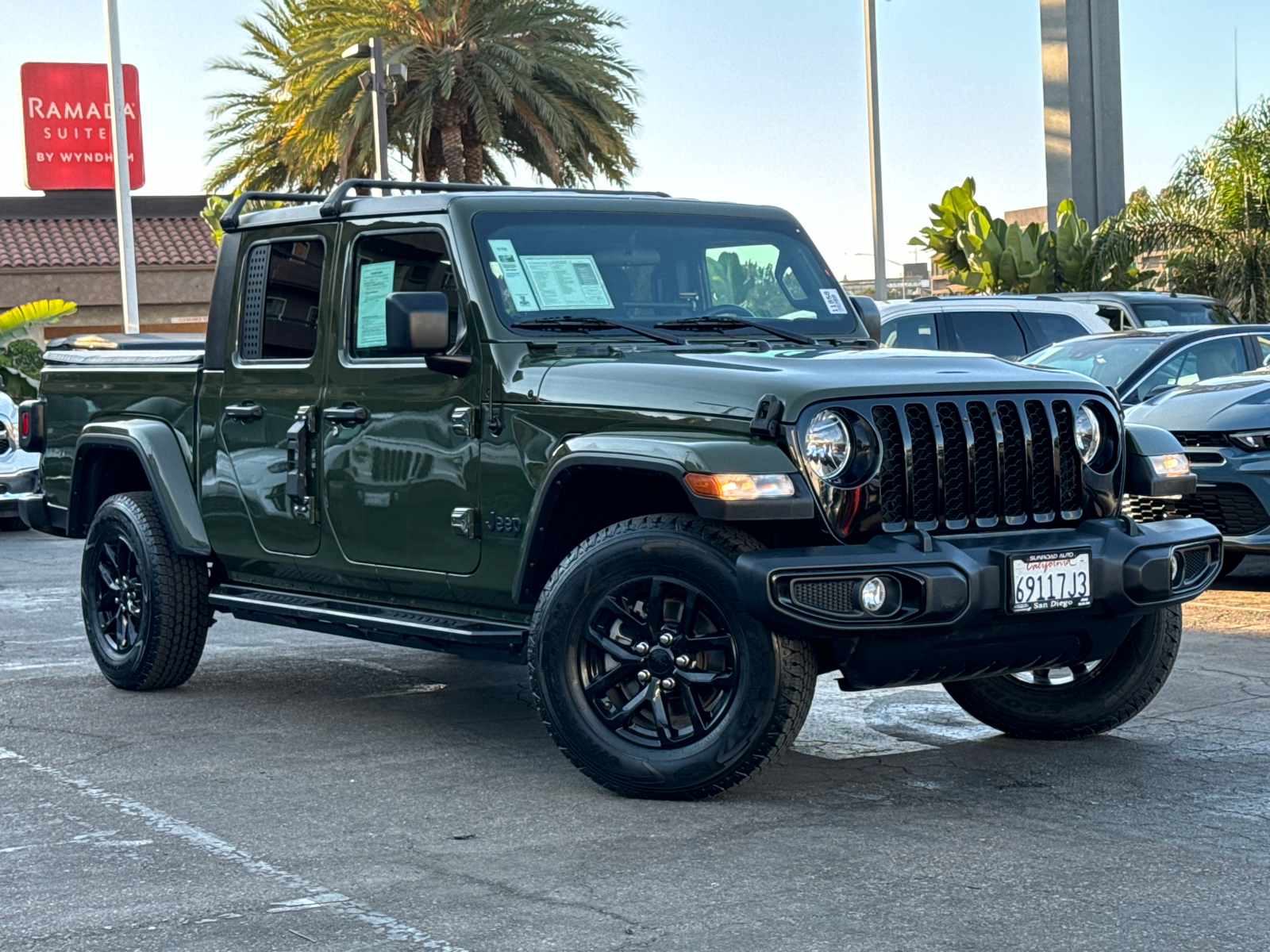 2021 Jeep Gladiator Sport 2