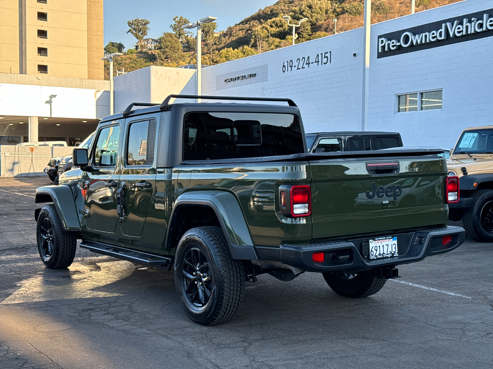 2021 Jeep Gladiator Sport 10