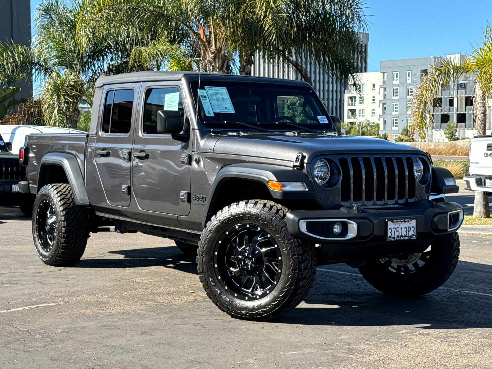 2023 Jeep Gladiator Sport 2