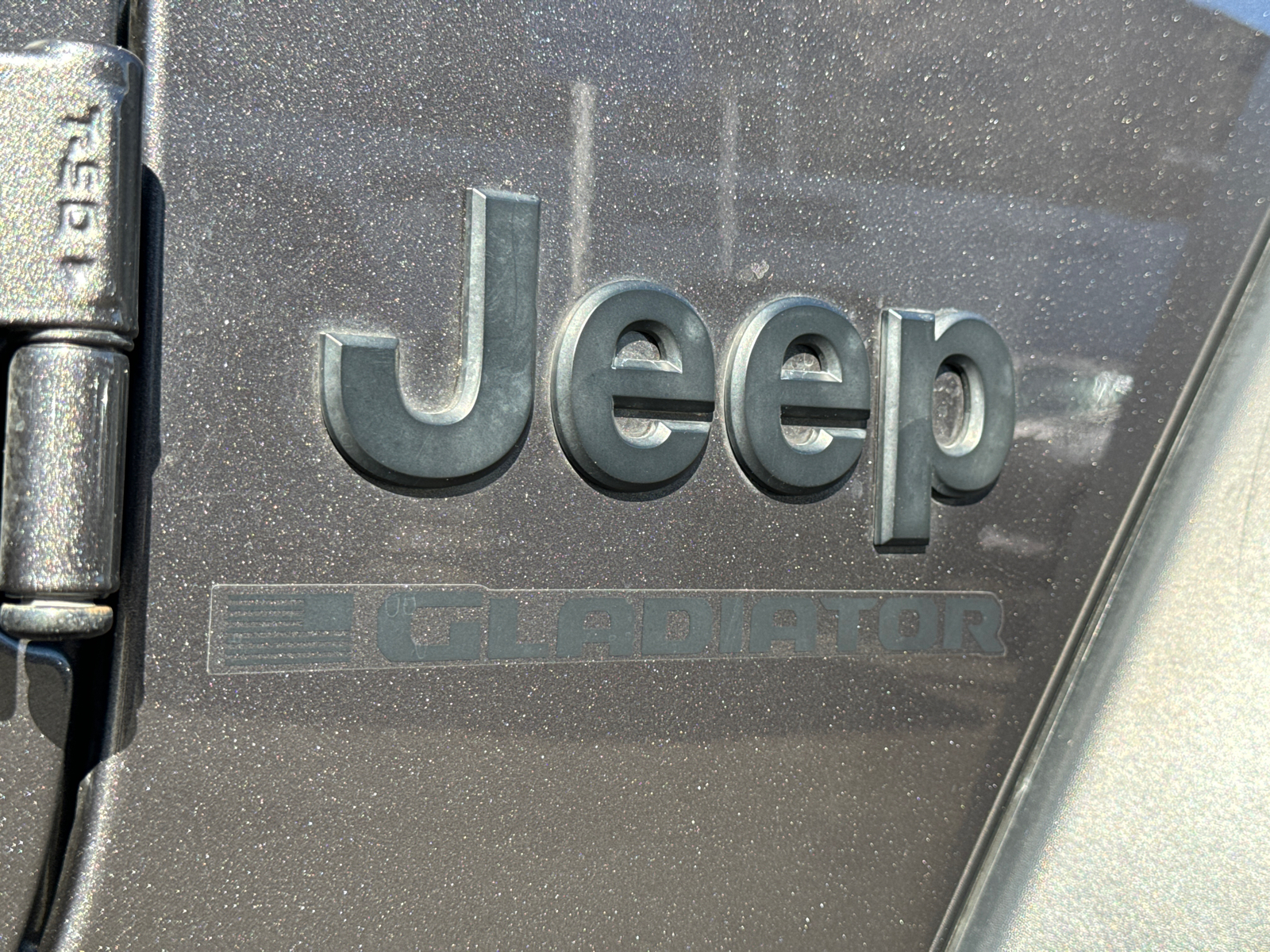 2023 Jeep Gladiator Sport 8