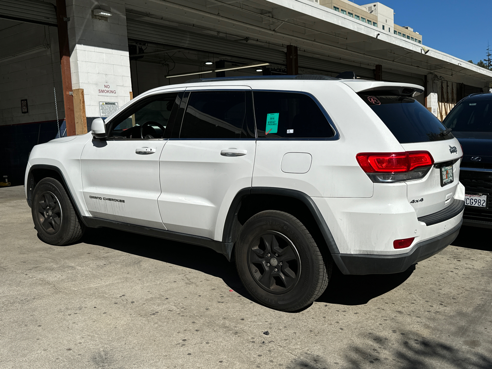 2016 Jeep Grand Cherokee Laredo 3