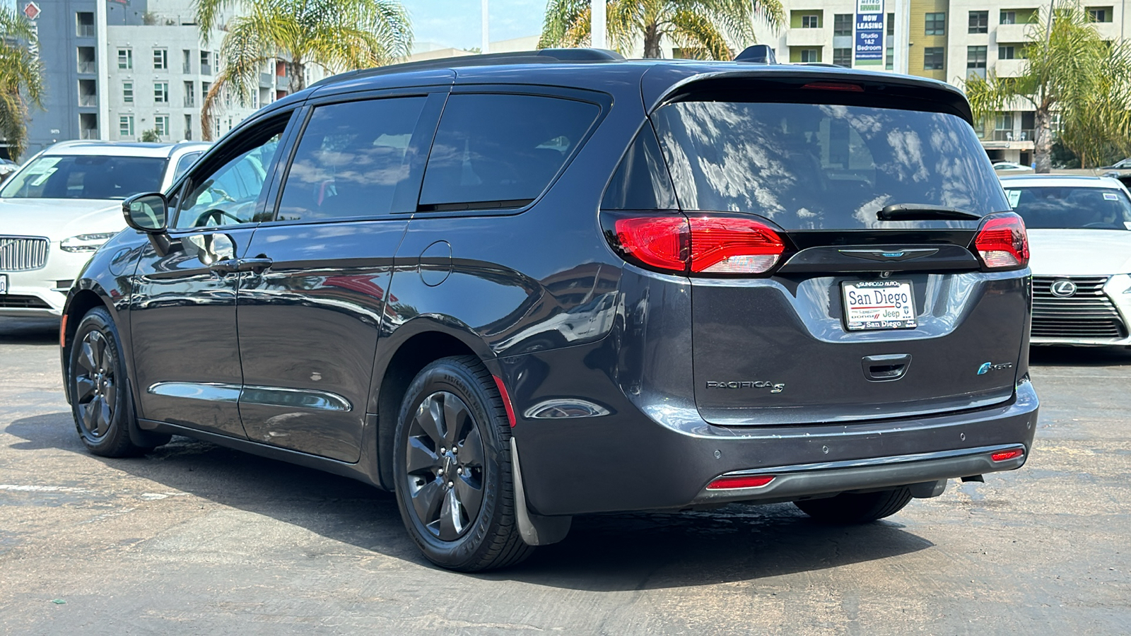 2020 Chrysler Pacifica Hybrid Limited 8