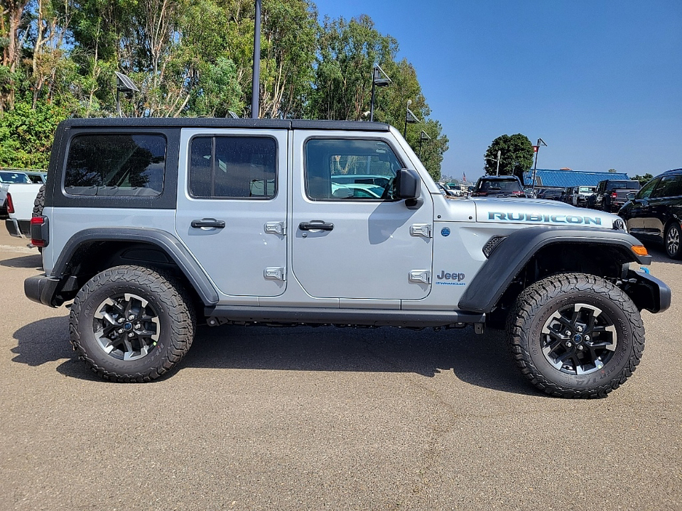 2024 Jeep Wrangler Rubicon 4xe 7