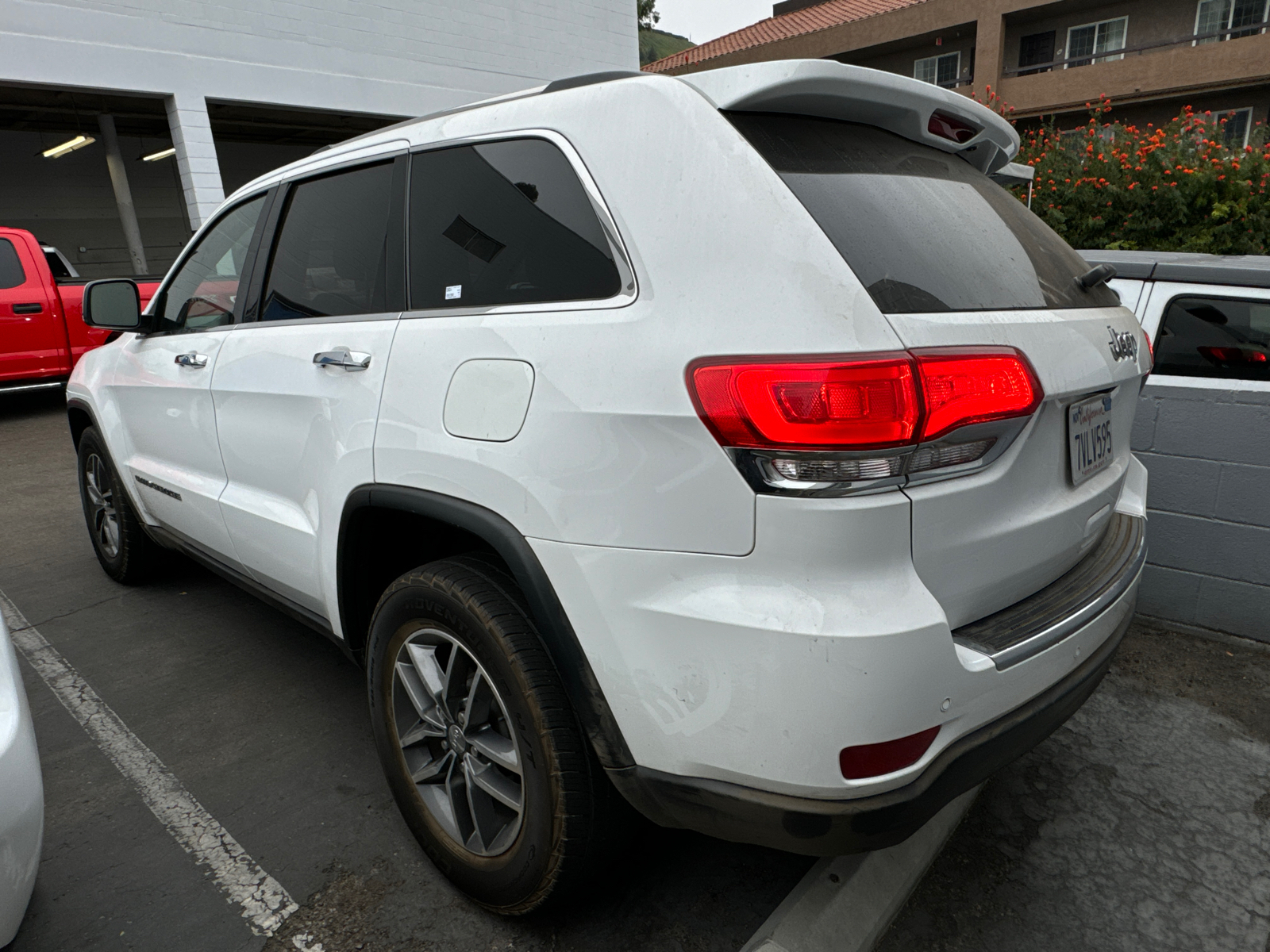 2017 Jeep Grand Cherokee Limited 3